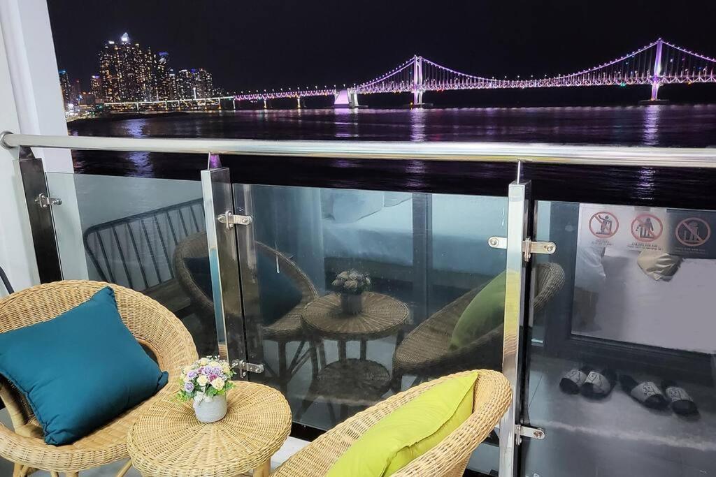 Gwangan-Ri Grand Terrace Ocean View Apartamento Ciudad Metropolitana de Ciudad Metropolitana de Busan Exterior foto